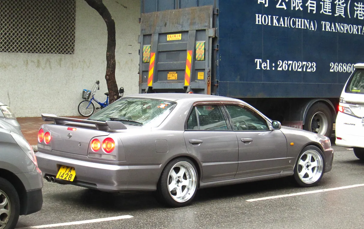 Nissan Skyline GT-R — foto 4