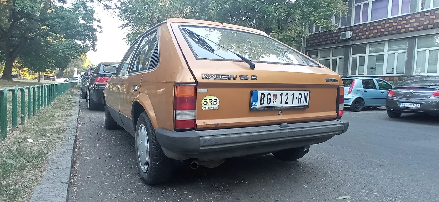 Opel Kadett — foto 4