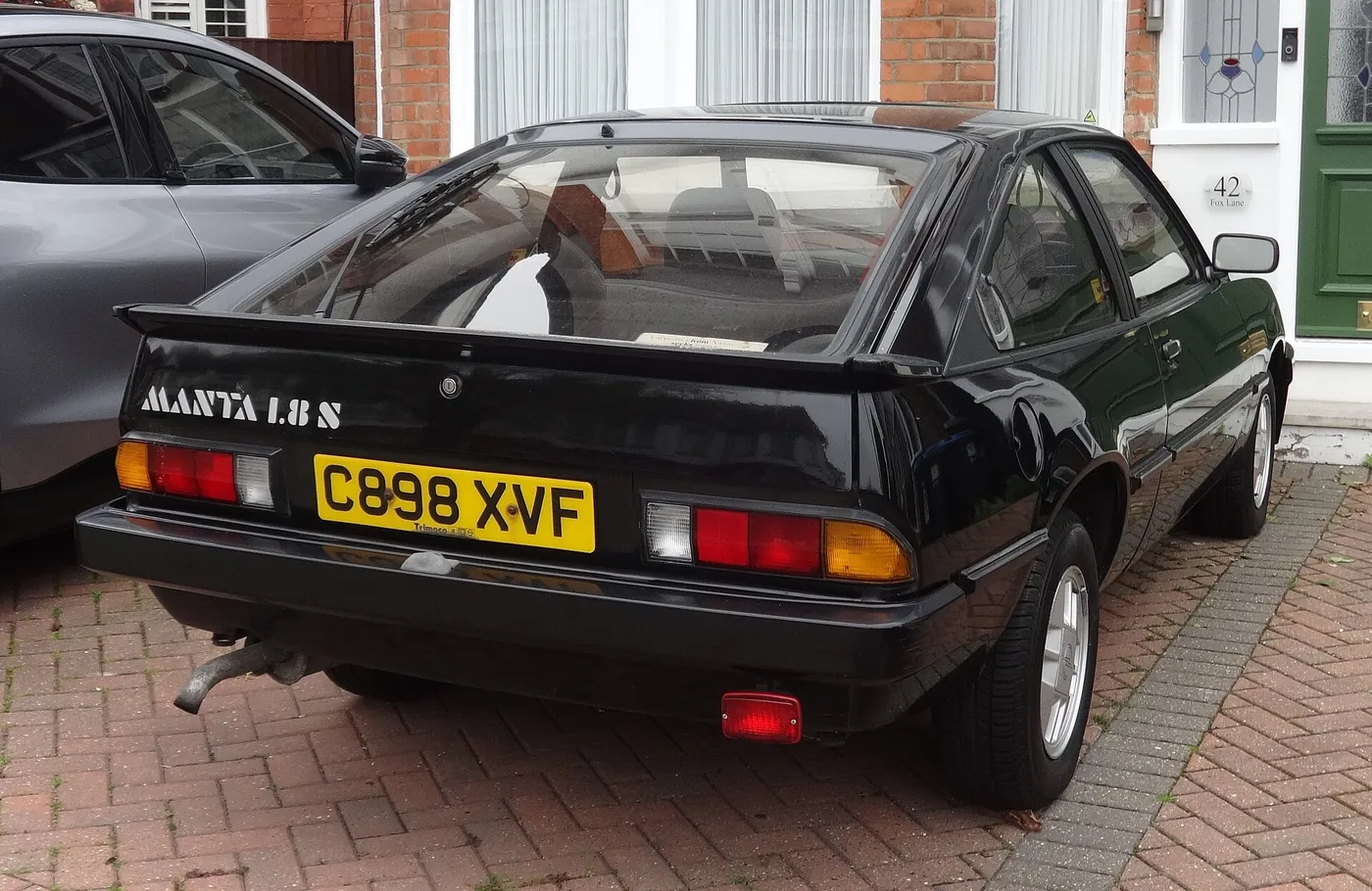 Opel Manta — foto 2