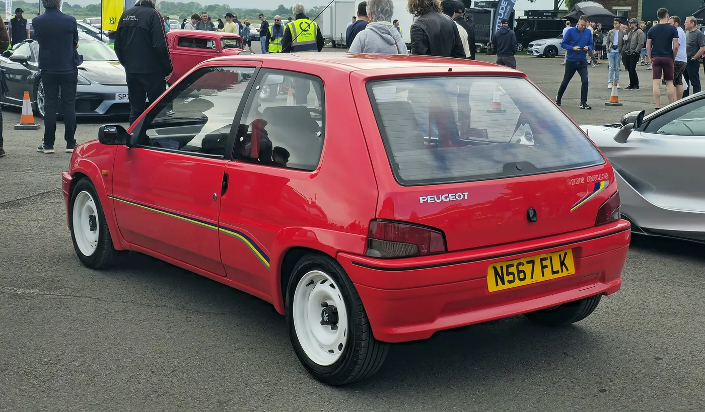 Peugeot 106 — foto 6