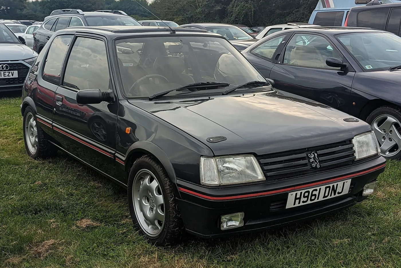 Peugeot 205 — foto 6