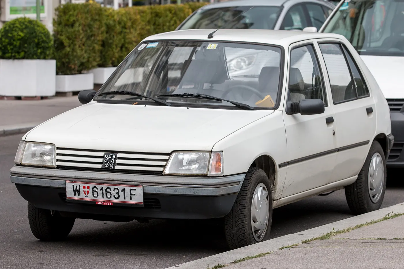Peugeot 205 Turbo 16 — foto 1