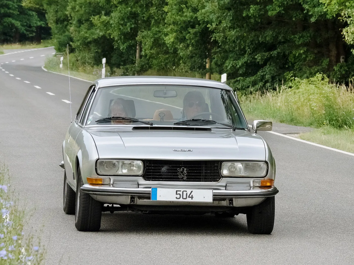 Peugeot 504 — foto 2