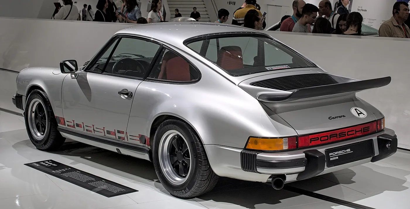 Porsche 911 — foto 3