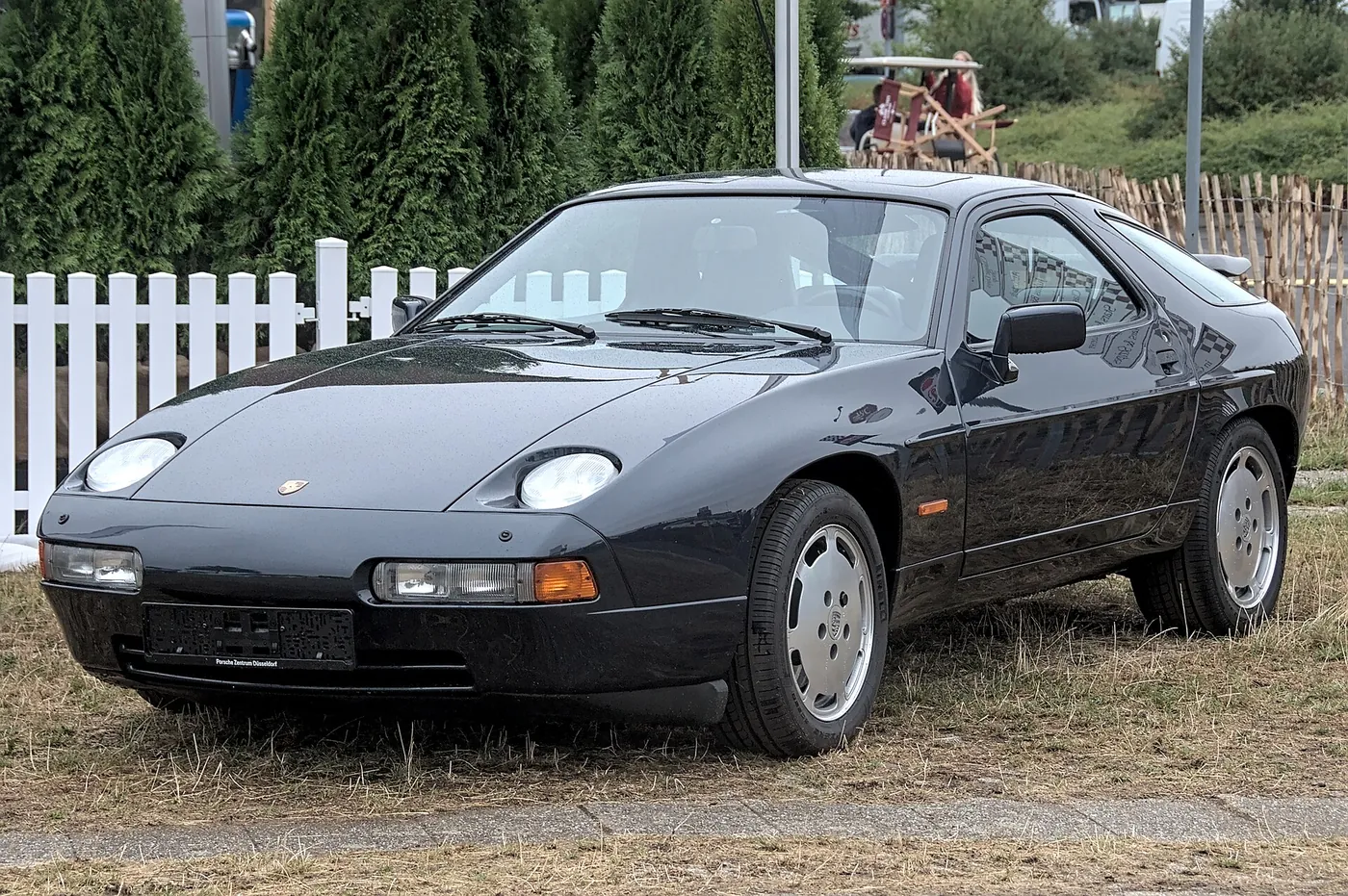 Porsche 928 — foto 1