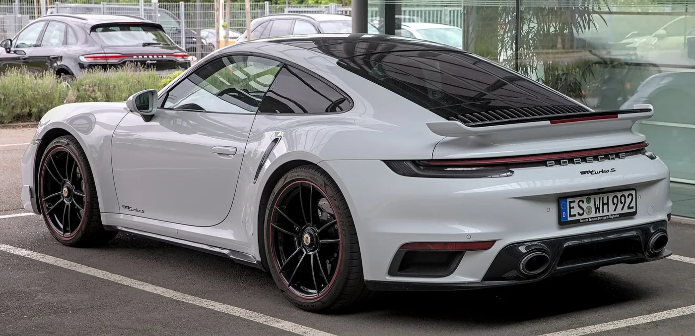 Porsche 911 — foto 6