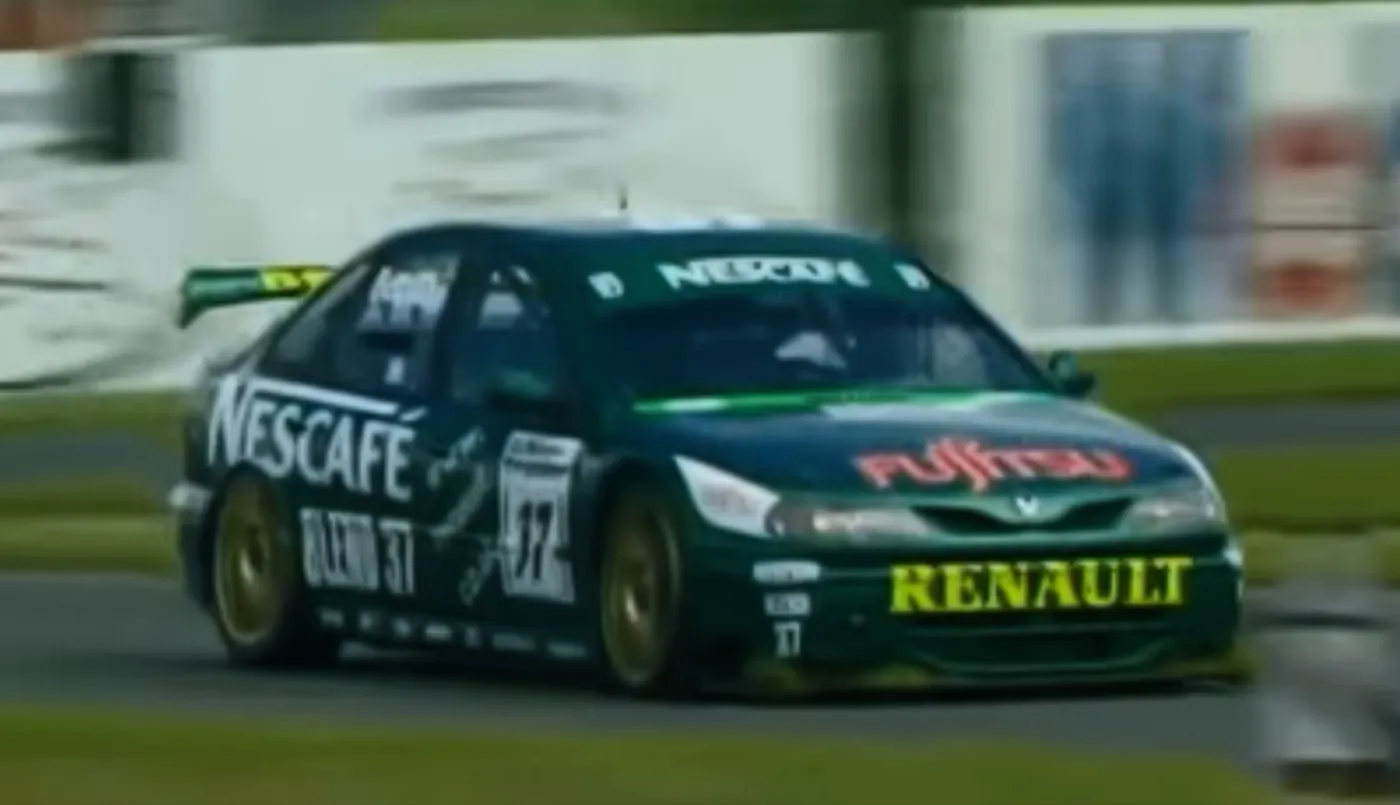 Renault Laguna — foto 1