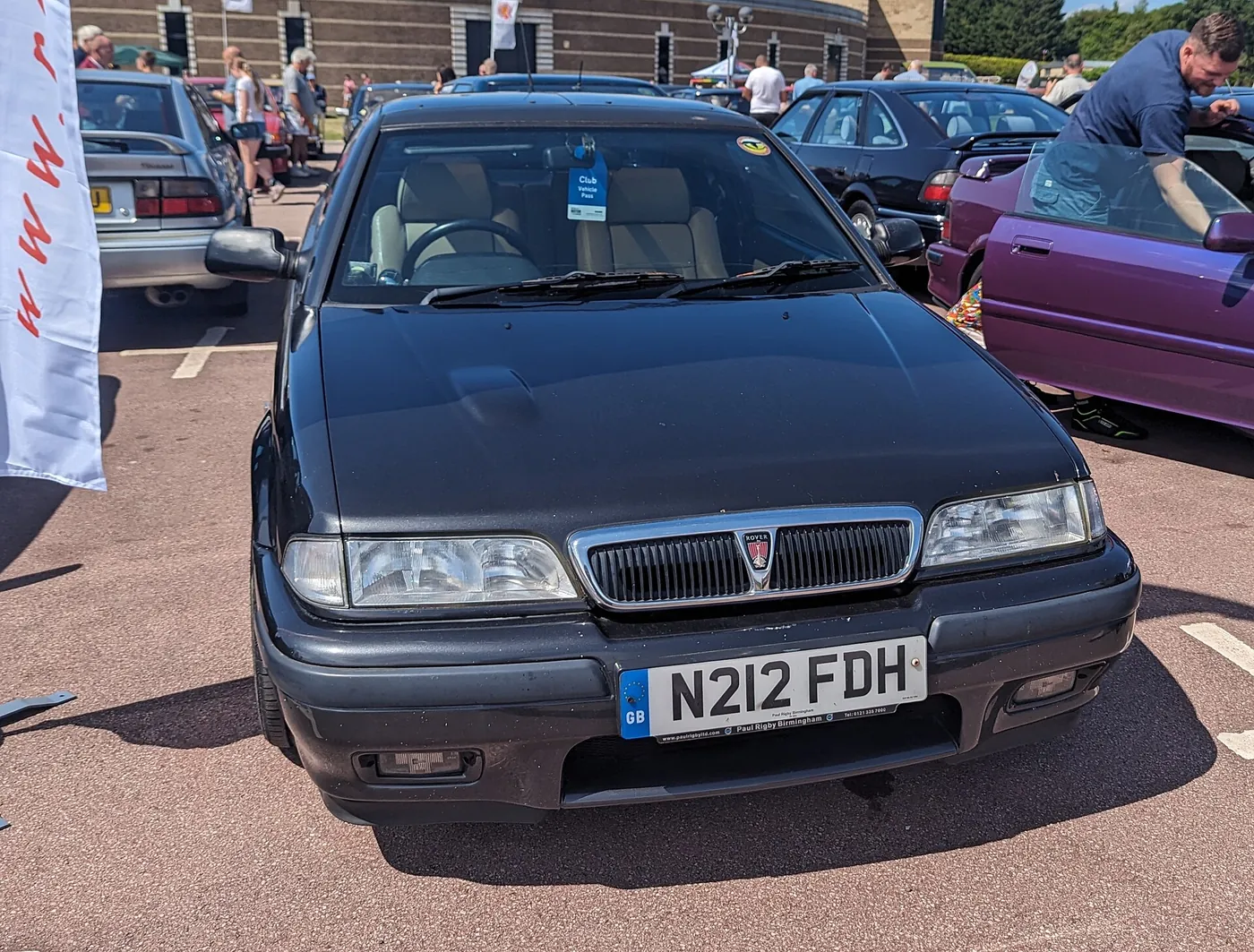 Rover 220 — foto 1