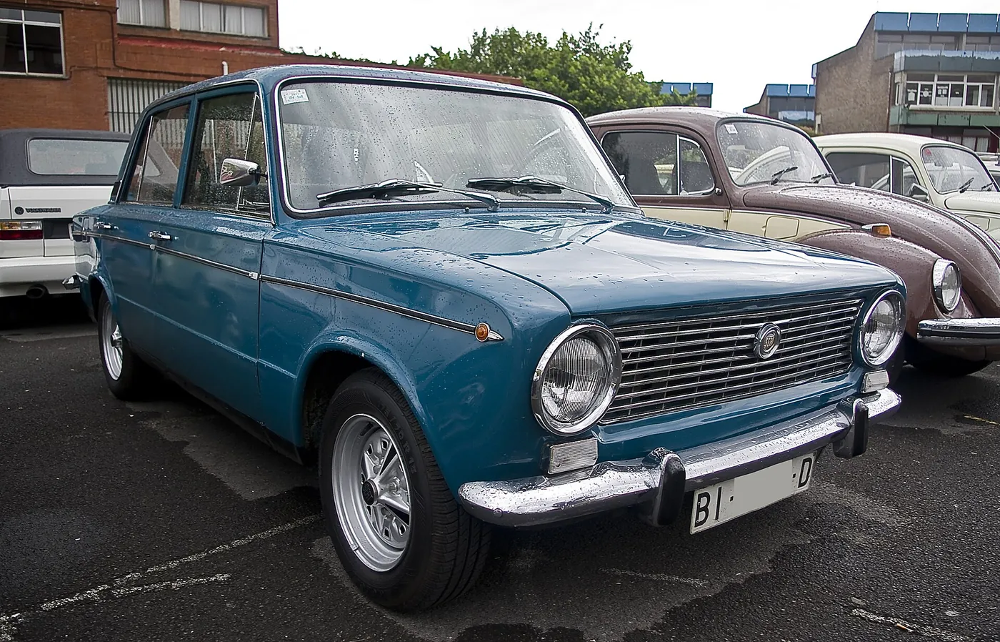 SEAT 124 — foto 1