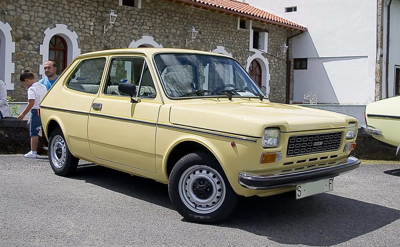 SEAT 127 — foto 2