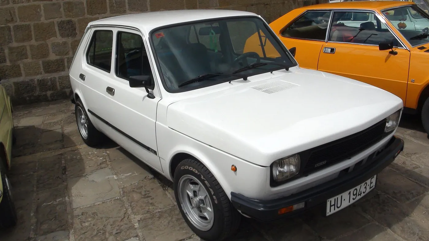SEAT 127 — foto 4