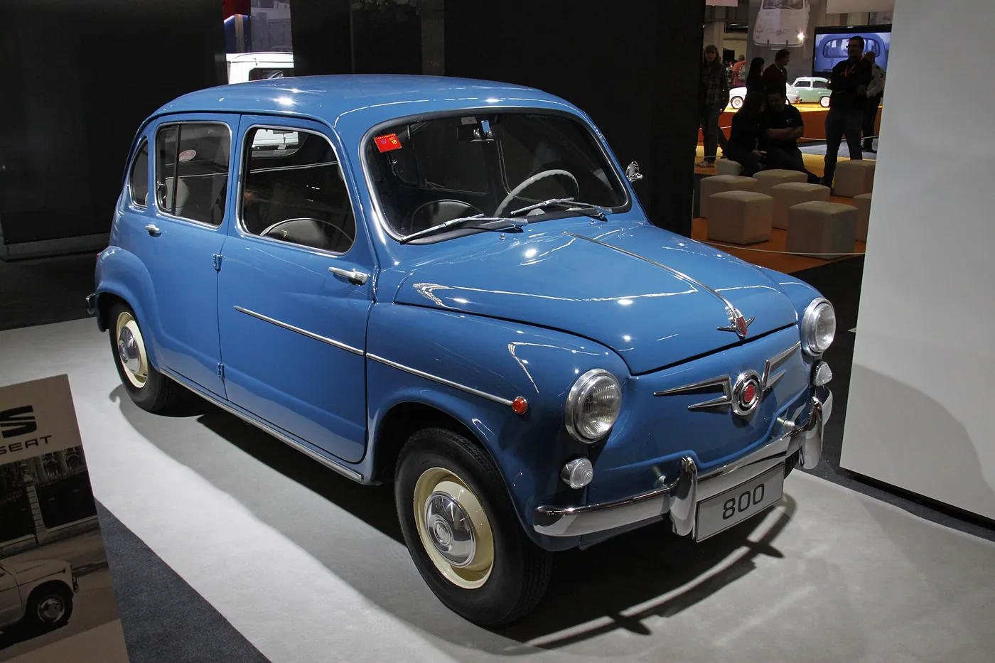 SEAT 800 — foto 1