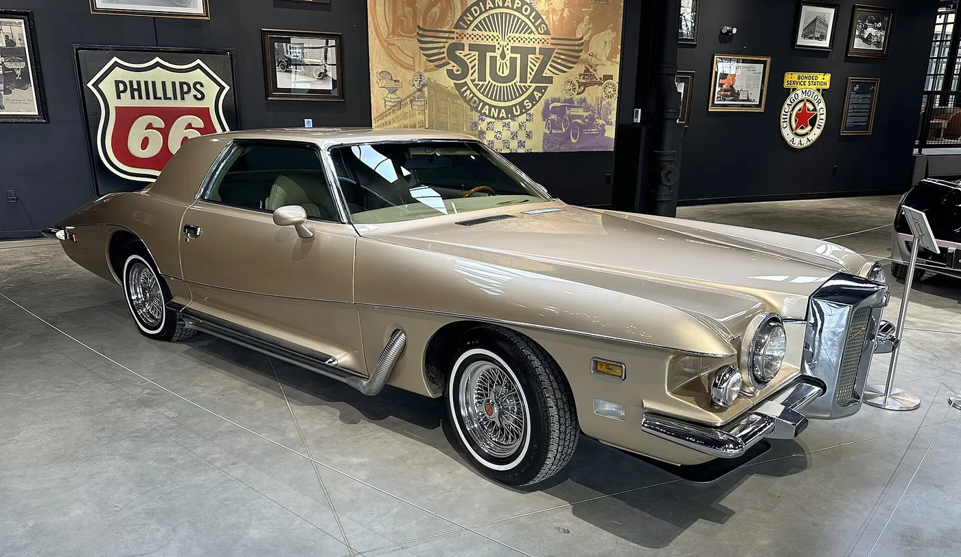 Stutz Blackhawk — foto 5