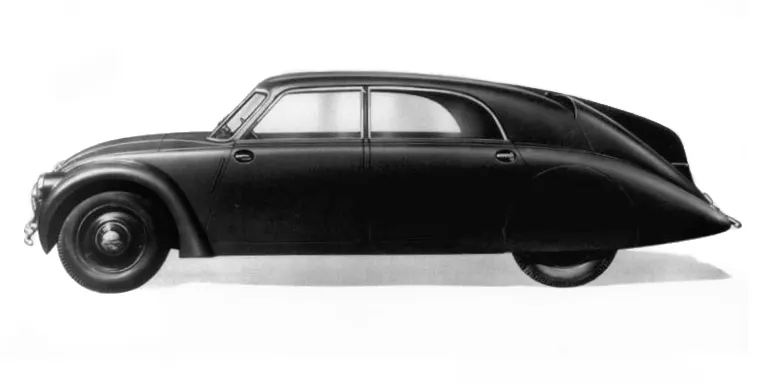 Tatra 77 — foto 1