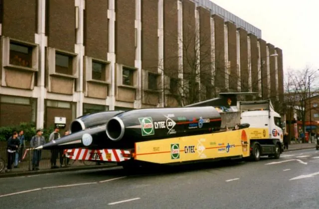 Thrust SSC — foto 2