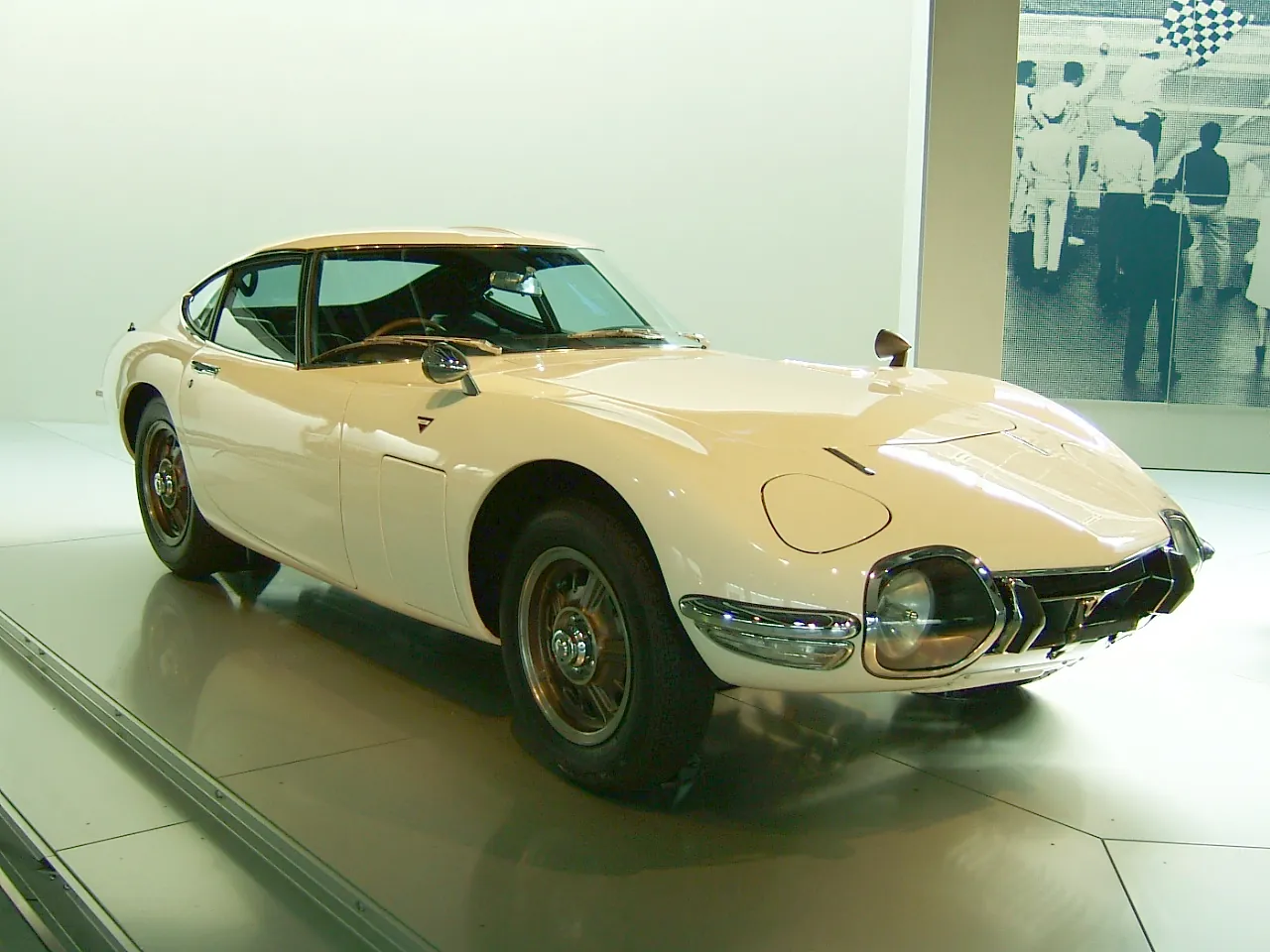 Toyota 2000GT — foto 2