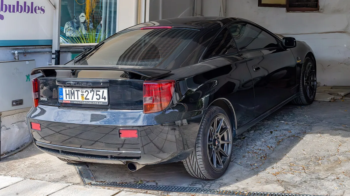 Toyota Celica — foto 2
