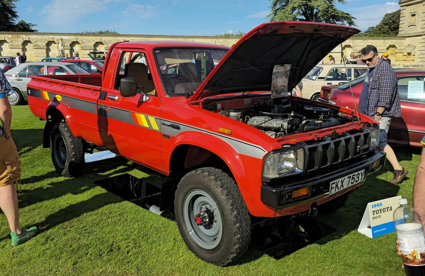 Toyota Hilux — foto 4