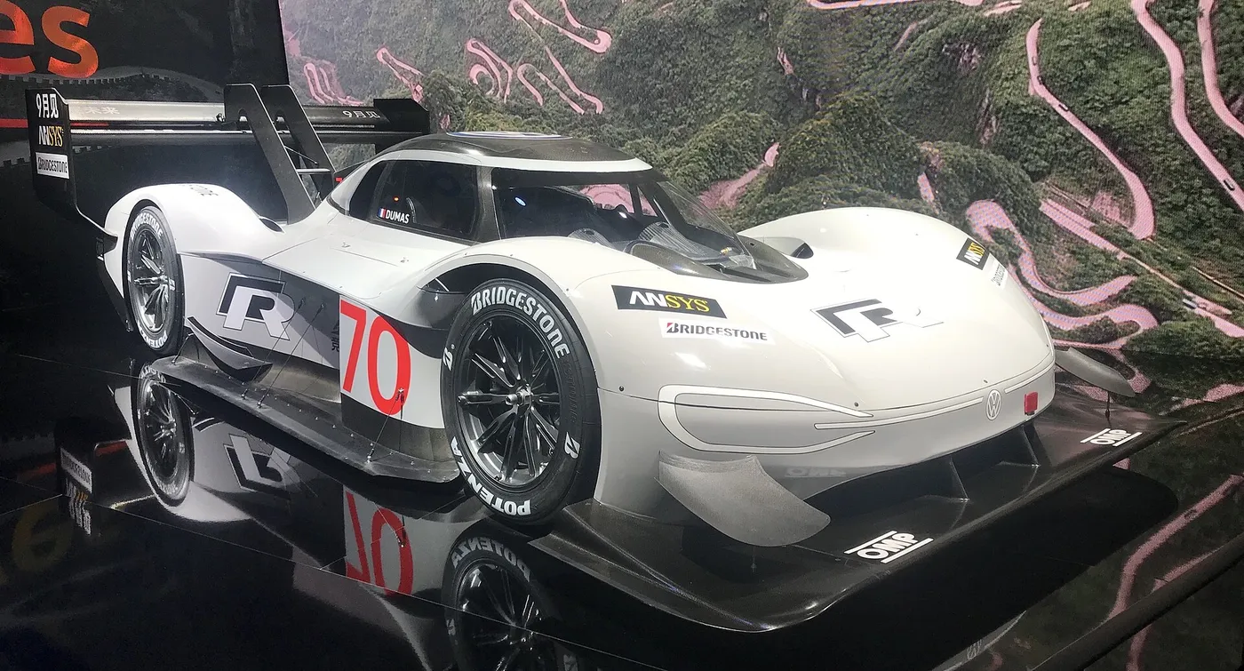 Volkswagen ID.R — foto 1