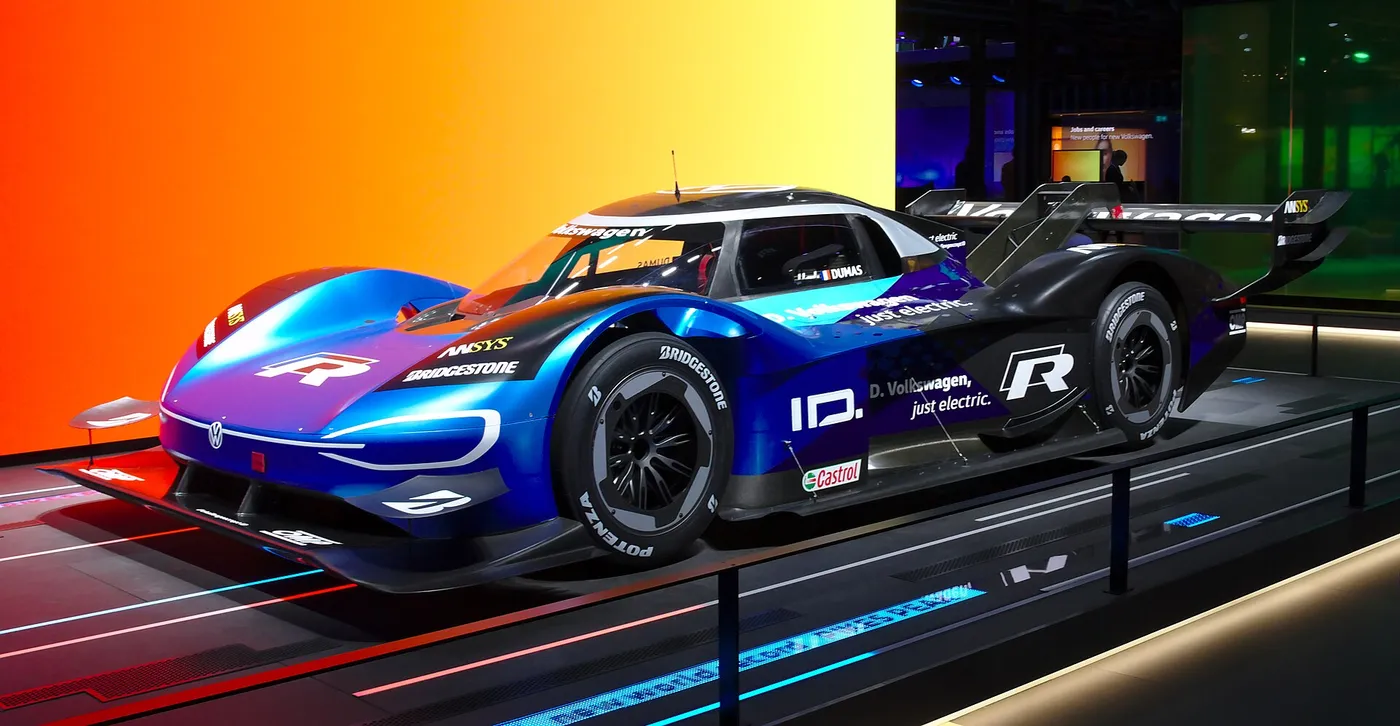 Volkswagen ID.R — foto 3