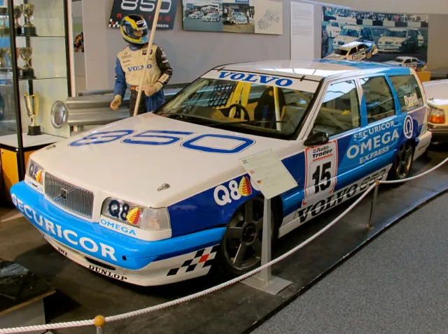 Volvo 850 — foto 6