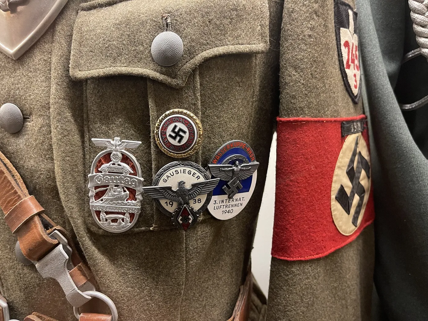 Nazi Germany uniforms etc. RAD Unterfeldmeister der Reichsarbeitsdienst Labour service NSDAP KdF-Wagen Gautag 1939 Gausi