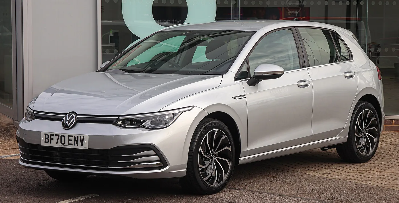 Volkswagen Golf — foto 1
