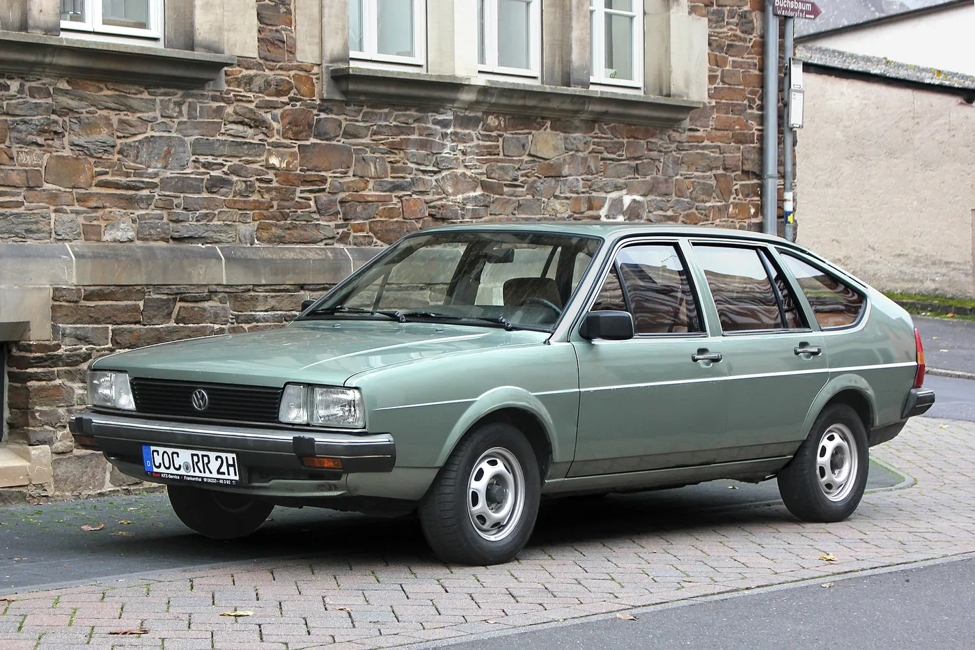 Volkswagen Passat — foto 1