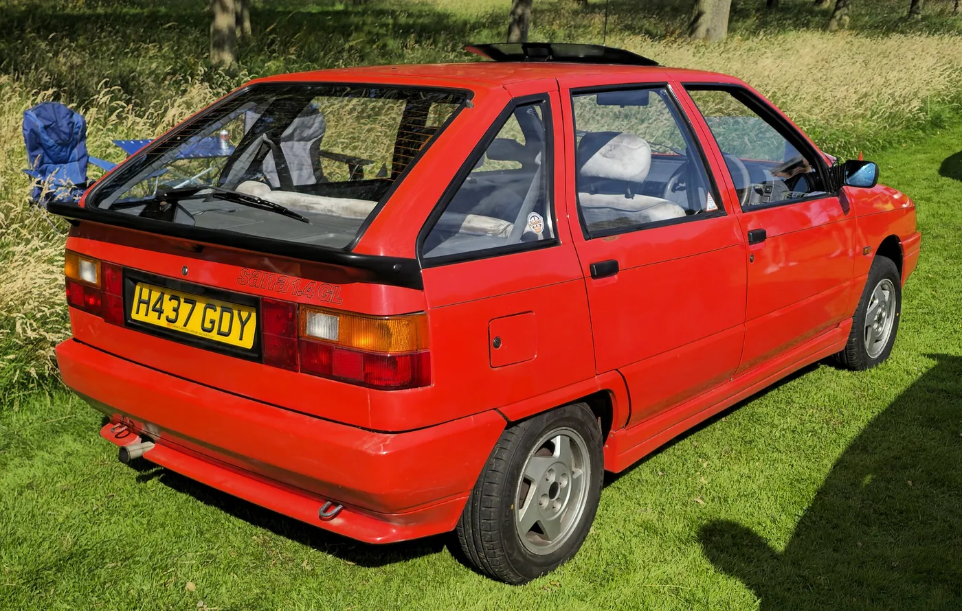 Zastava Yugo — foto 5
