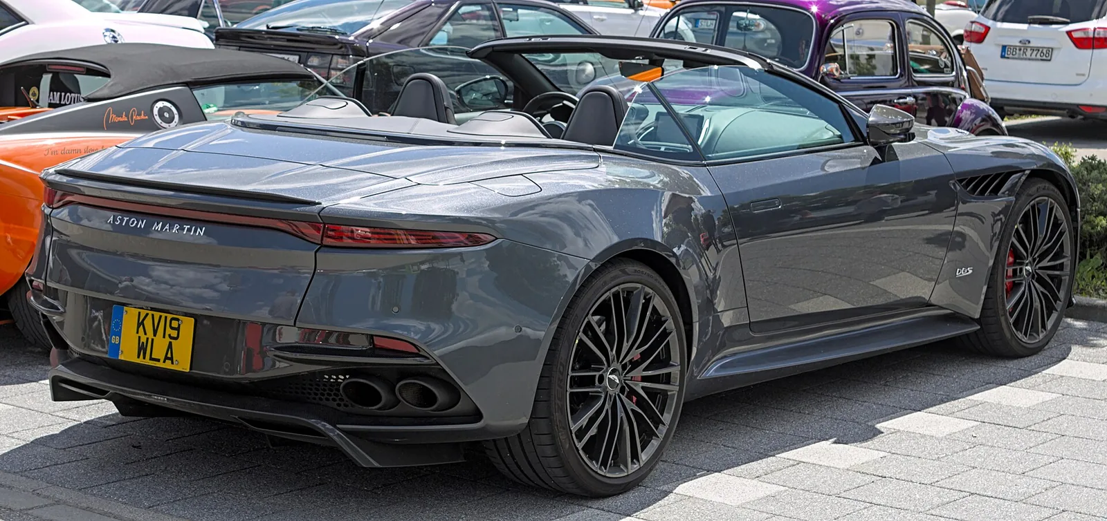 Aston_Martin_DBS_Superleggera_Volante in Böblingen