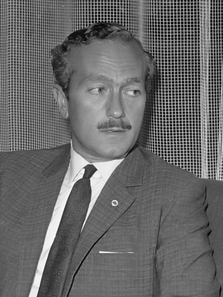Colin Chapman, de manager van [autocoureur] Jim Clark, die door de Zandvoortse politie was gearresteerd, is door de Officier van Justitie te