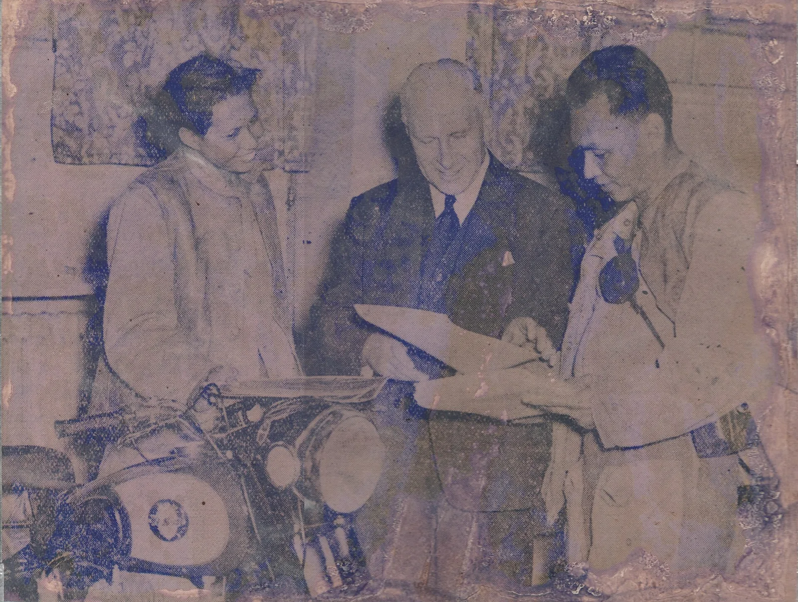 The couple showed Sir Bernard Docker the photos U Ba Toke took on the way.