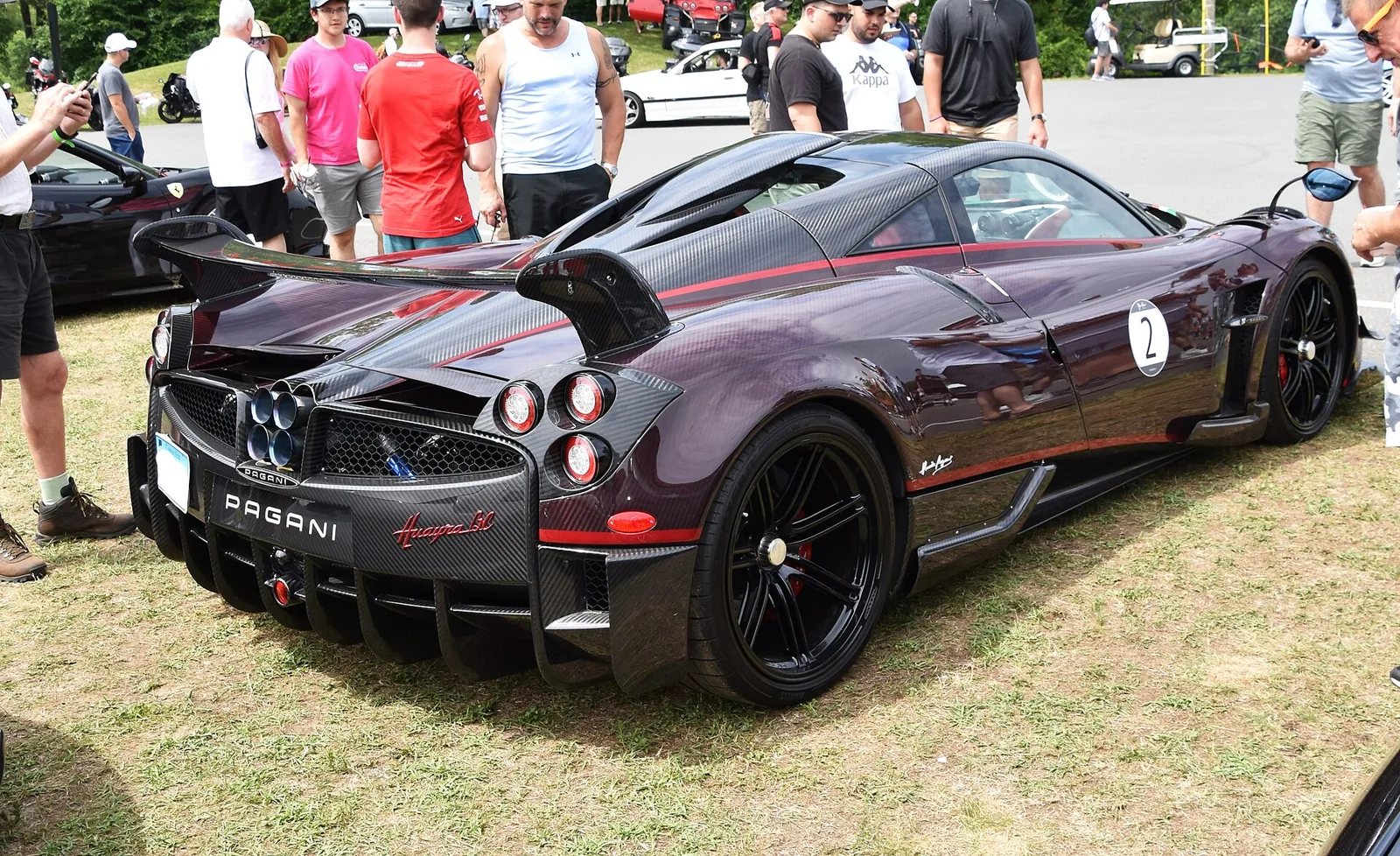 Production: 2012 - 
Engine: 6,0 litre biturbo V12 (petrol)
Power: 764 PS
Gearbox: 7 speed automatic
Layout: front engine, rear drive

Locati