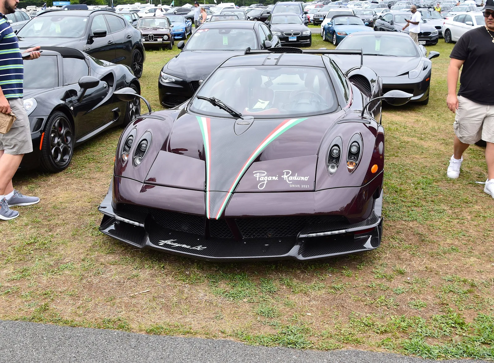 Production: 2012 - 
Engine: 6,0 litre biturbo V12 (petrol)
Power: 764 PS
Gearbox: 7 speed automatic
Layout: front engine, rear drive

Locati
