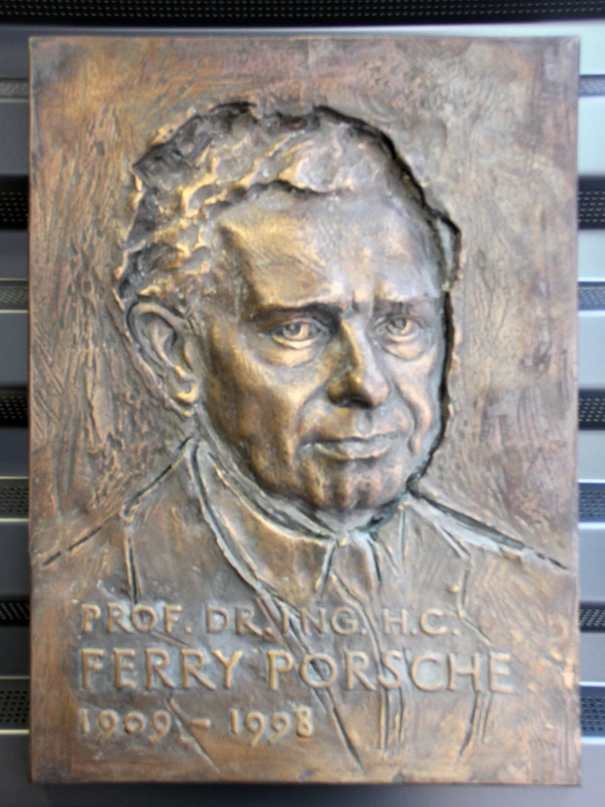 Memorial plaque, Ferry Porsche, Albert-Einstein-Ring 49, Kleinmachnow, Germany