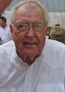 Carroll Shelby, one of the automotive industry's greatest legends. Cropped from the original flickr image by User:Royalbroil on October 15, 