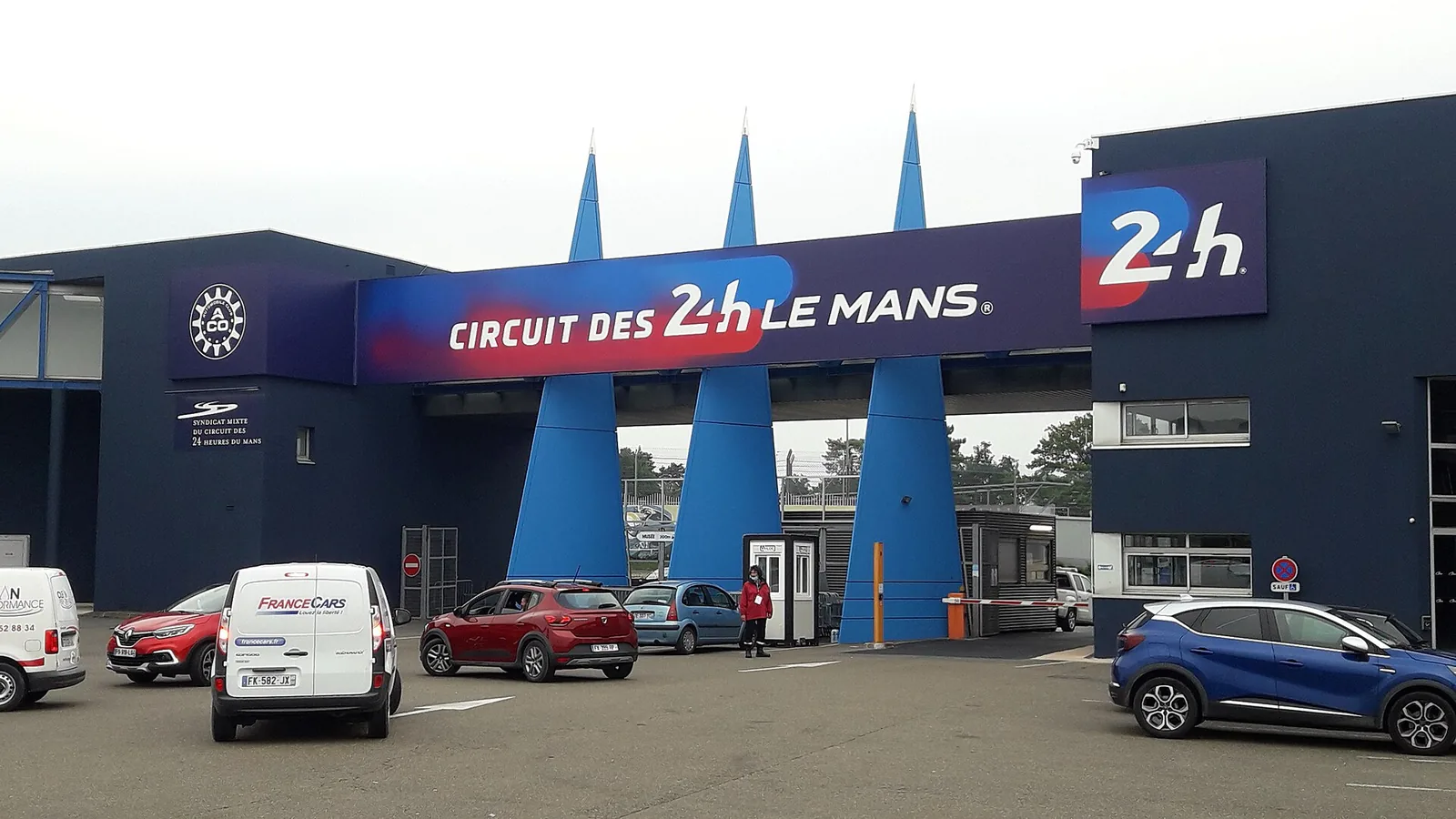 Entrée Nord du circuit des 24 Heures - Le Mans - F72000 - FRANCE