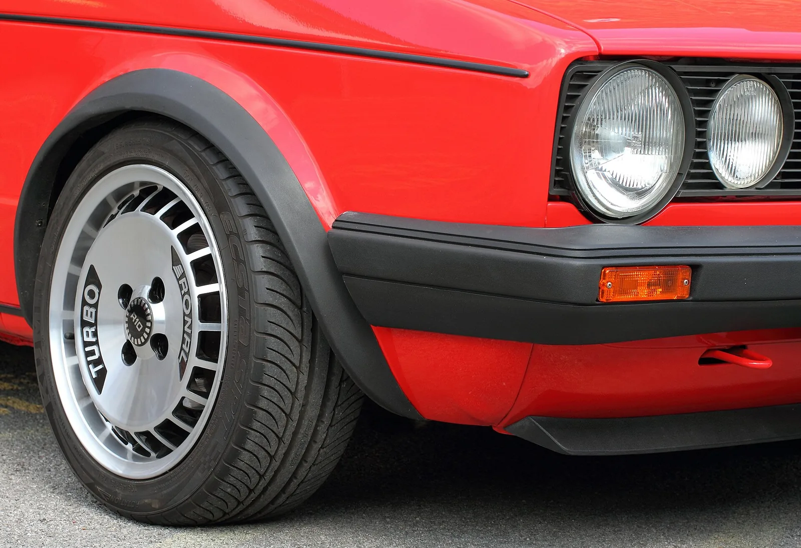 83 Golf Mk1 sporting VW Mk2 Golf GTI Ronal Turbos